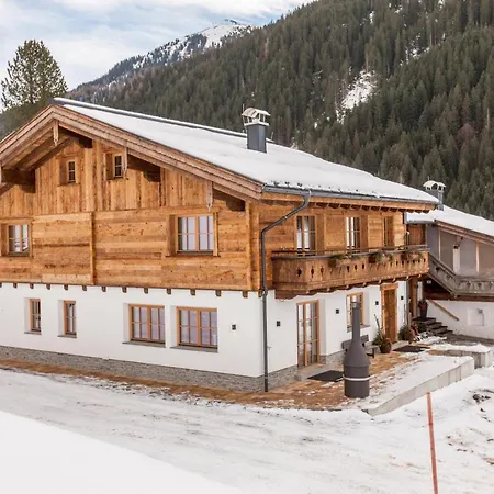 シャレー Maroldenhof ザールバッハ・ヒンターグレム